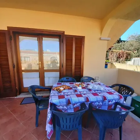 شقة Casa Ilenia سان تيودورو